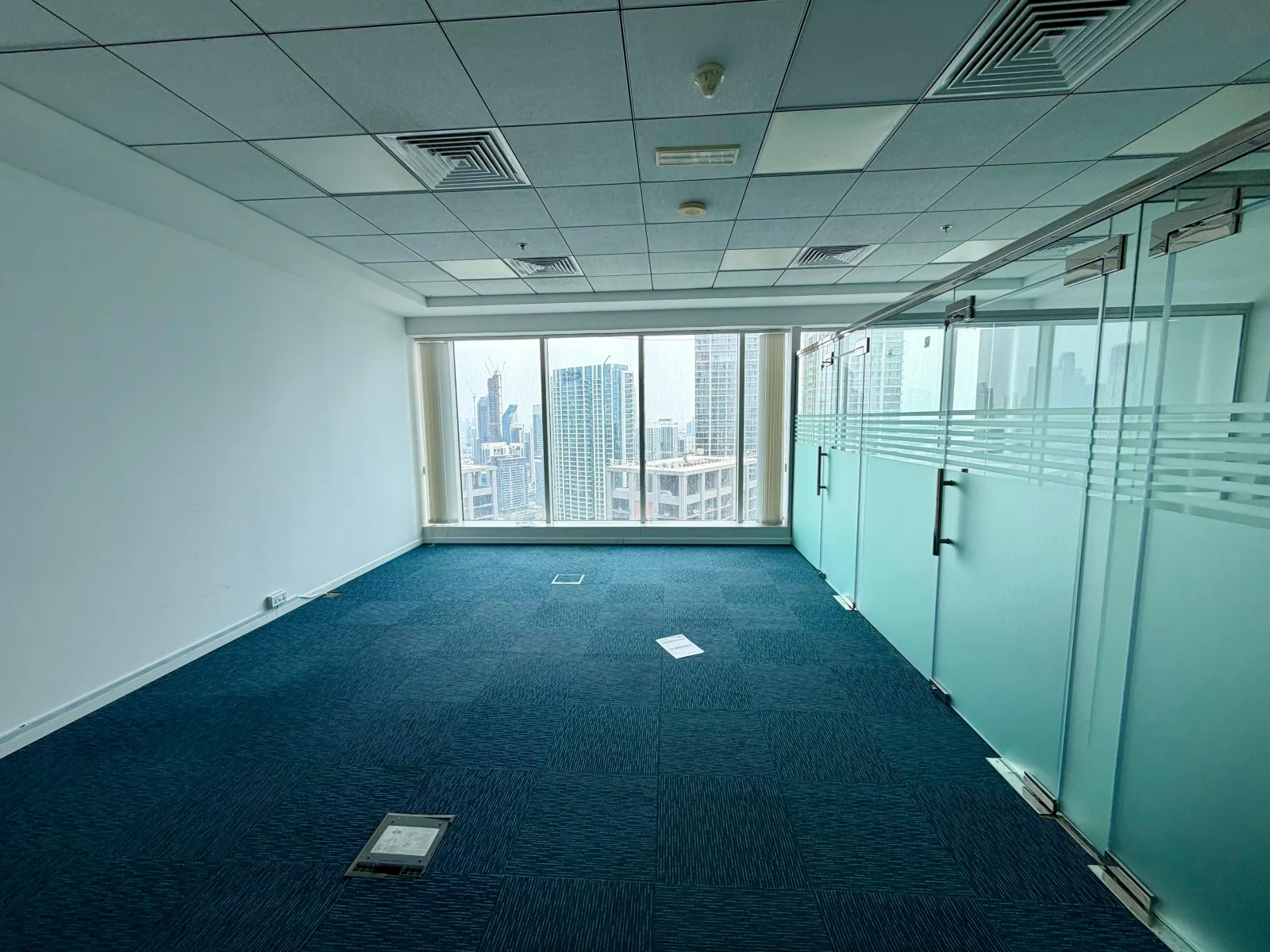Near Metro | Prime Location | Fitted Office — 3