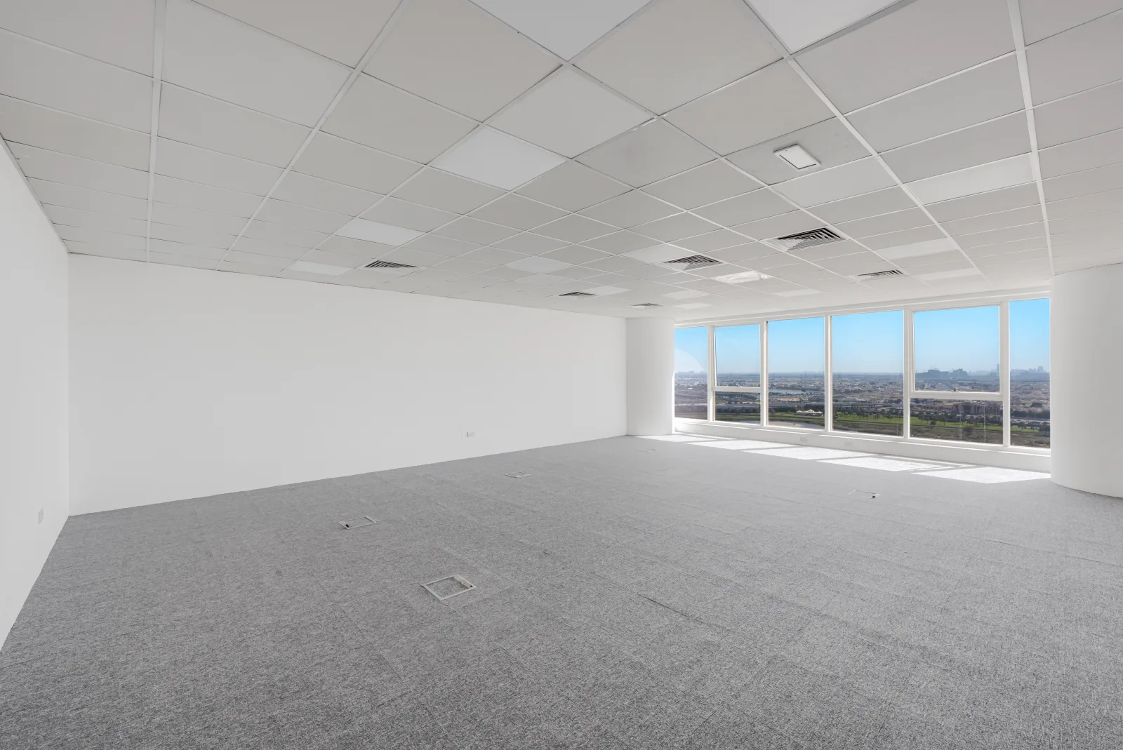 Vacant | Race Course View | Raised Flooring